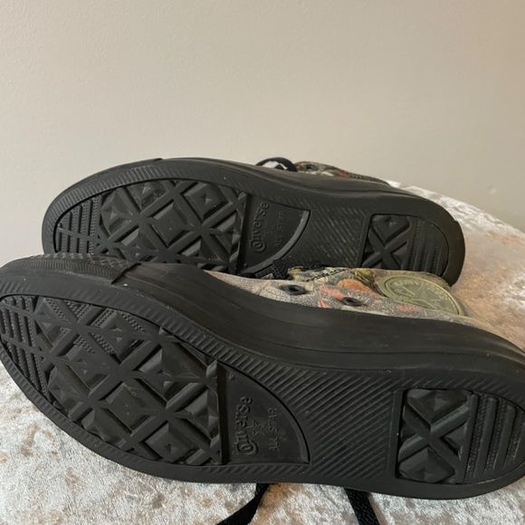 Converse Batman sneakers - Picture 4 of 5